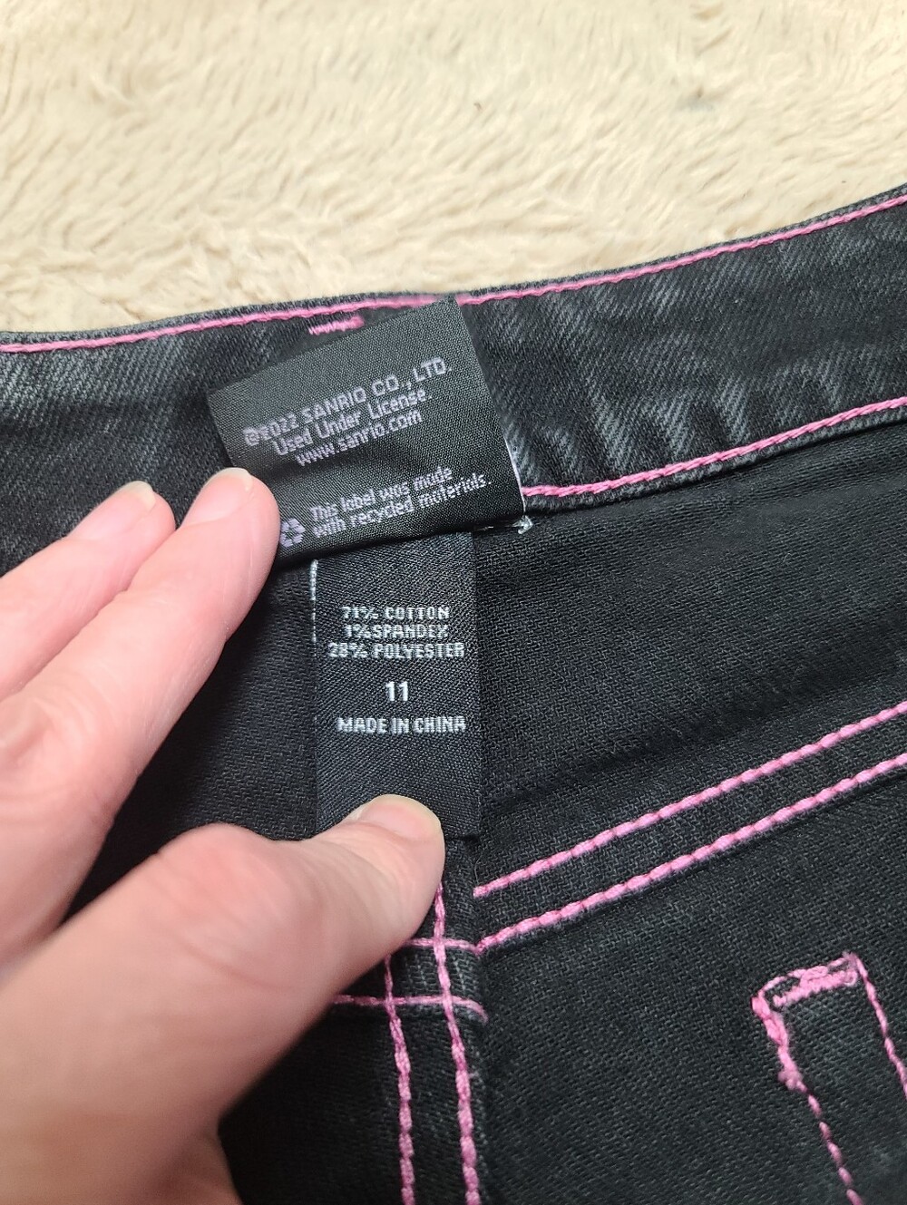 Cute Sanrio Kuromi Black Denim Shorts with Pink Stitchingt , Hot Topic, Size 11 - Picture 3 of 7